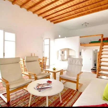 Summer Vibes Up To 9 Guests !free Pick Up Shuttle! Holiday home *